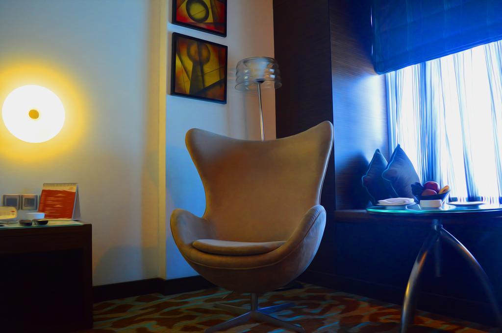 The Pride Hotel, Бангалор Экстерьер фото